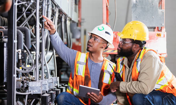 Best Electrical Installation Contractor  in St Regis Park, KY
